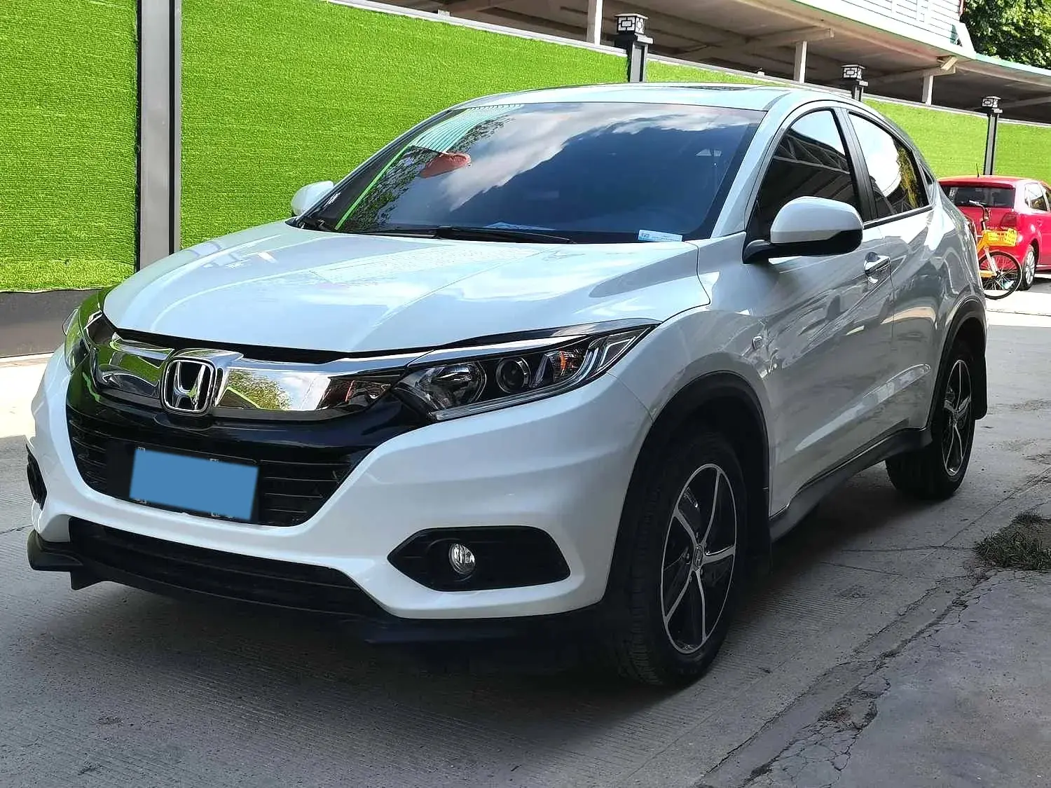 2022 HONDA VEZEL view 1