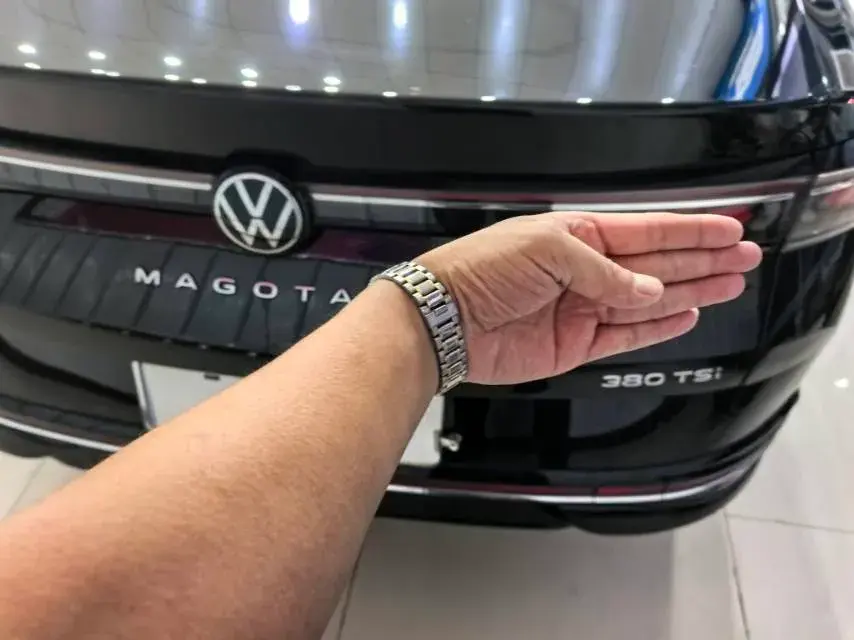 2024 VOLKSWAGEN MAGOTAN thumbnail 3