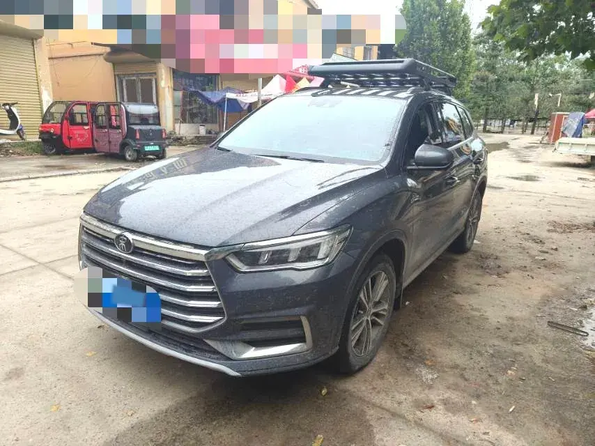 2019 BYD SONG view 1