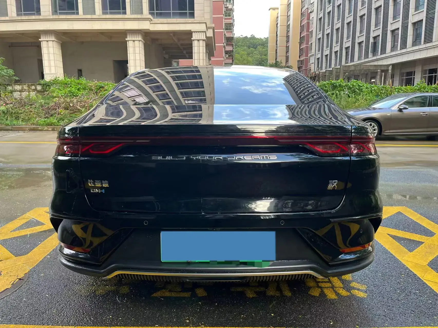 2022 BYD HAN thumbnail 4