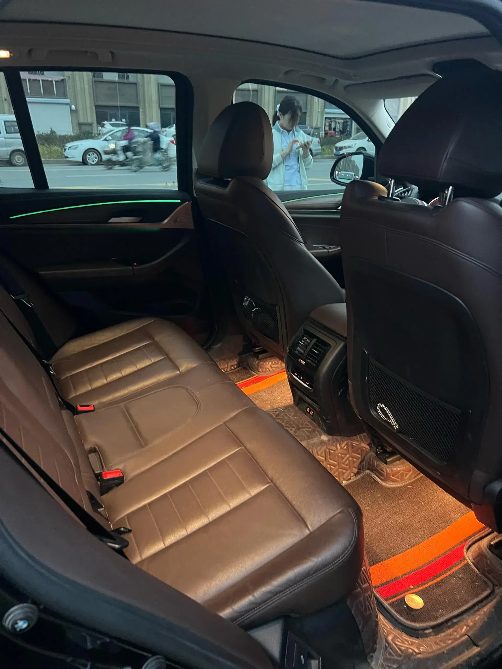 2021 BMW X3 thumbnail 4