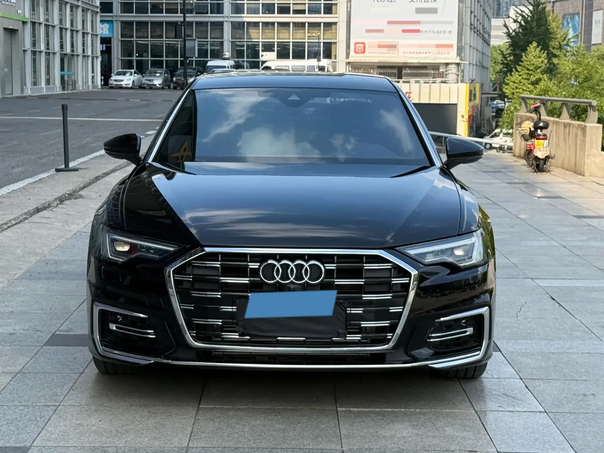 2025 AUDI A6L thumbnail 2