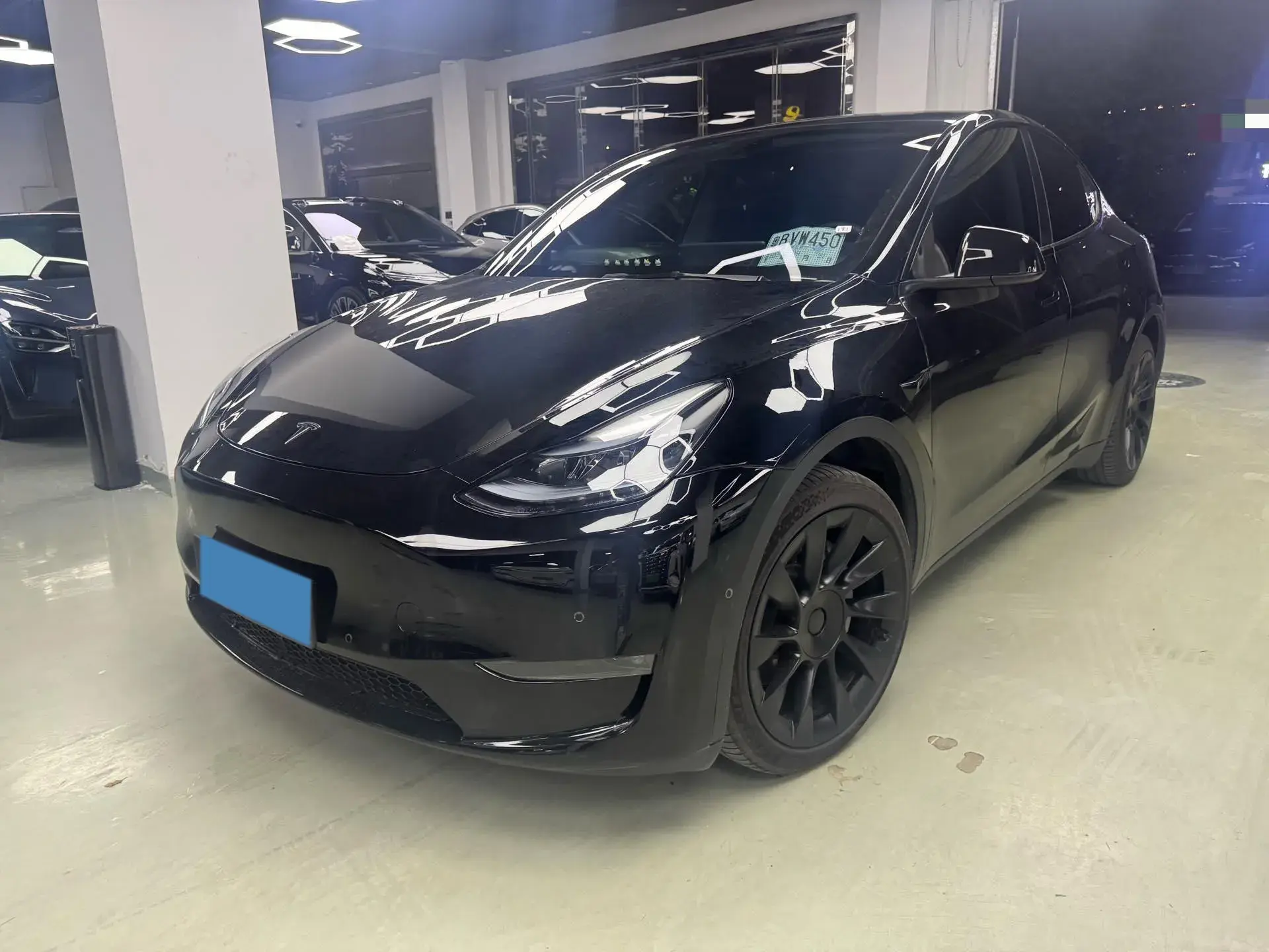 2022 TESLA MODEL view 1