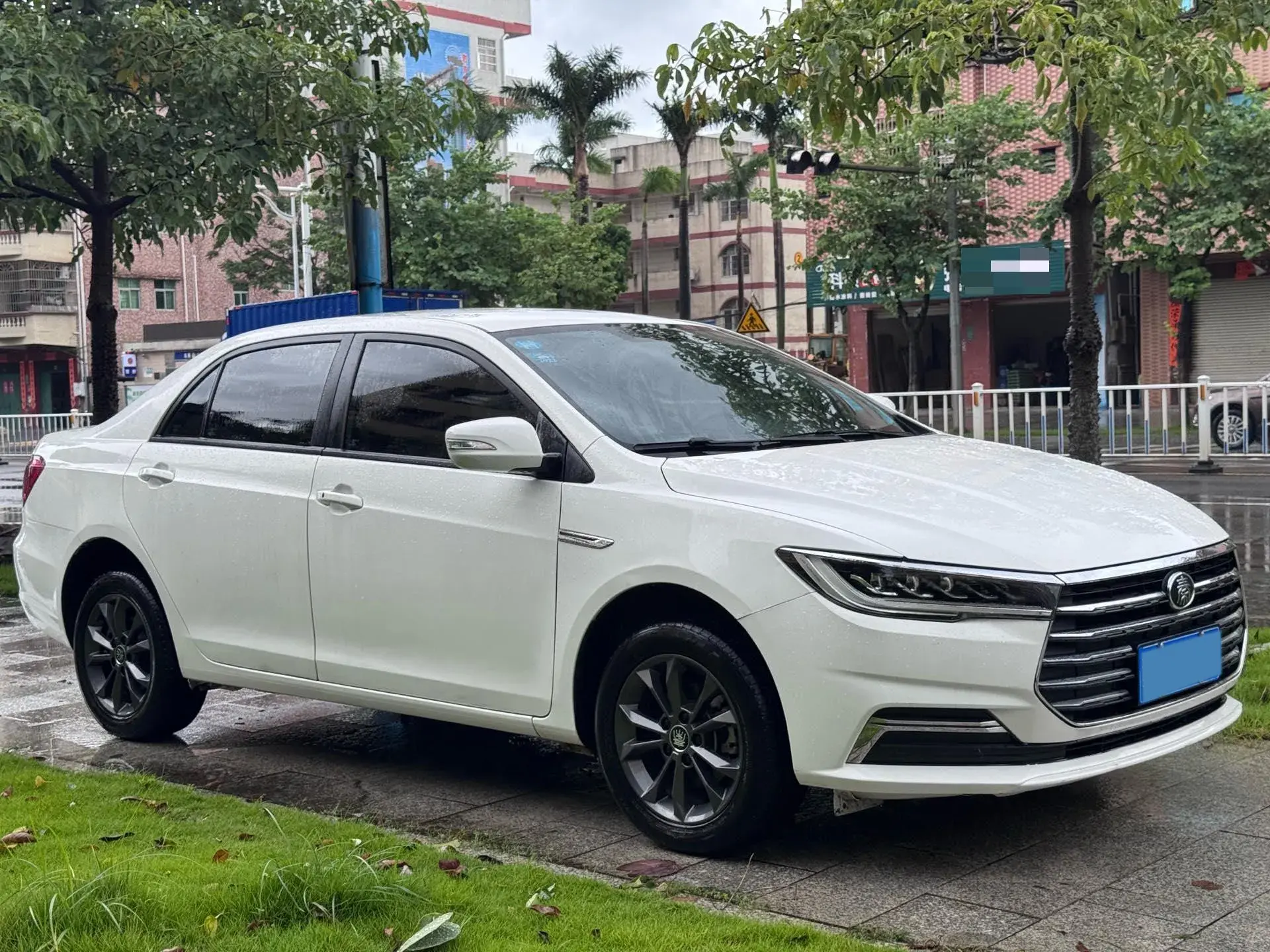 2019 BYD QIN thumbnail 3