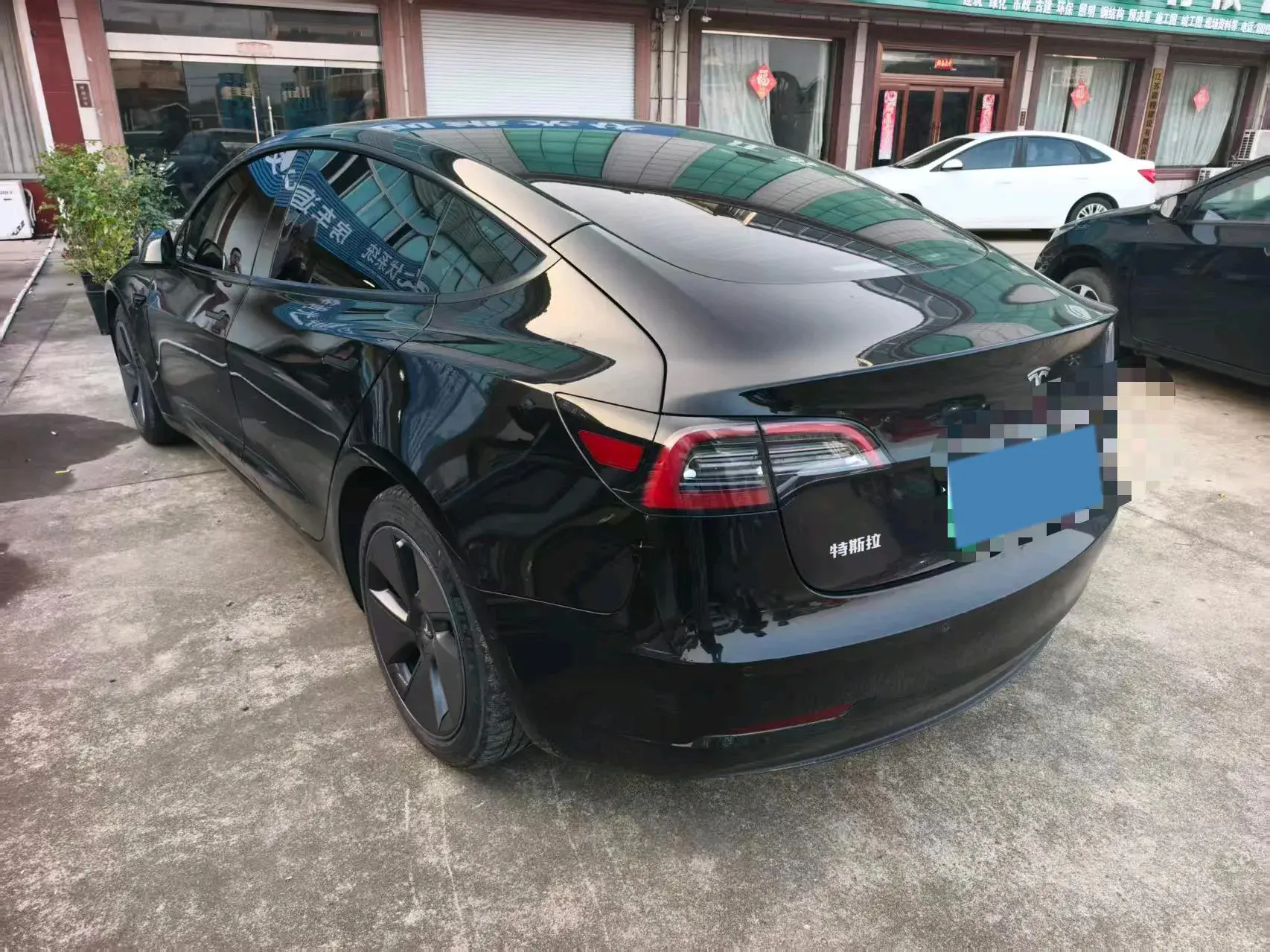 2022 TESLA MODEL thumbnail 4