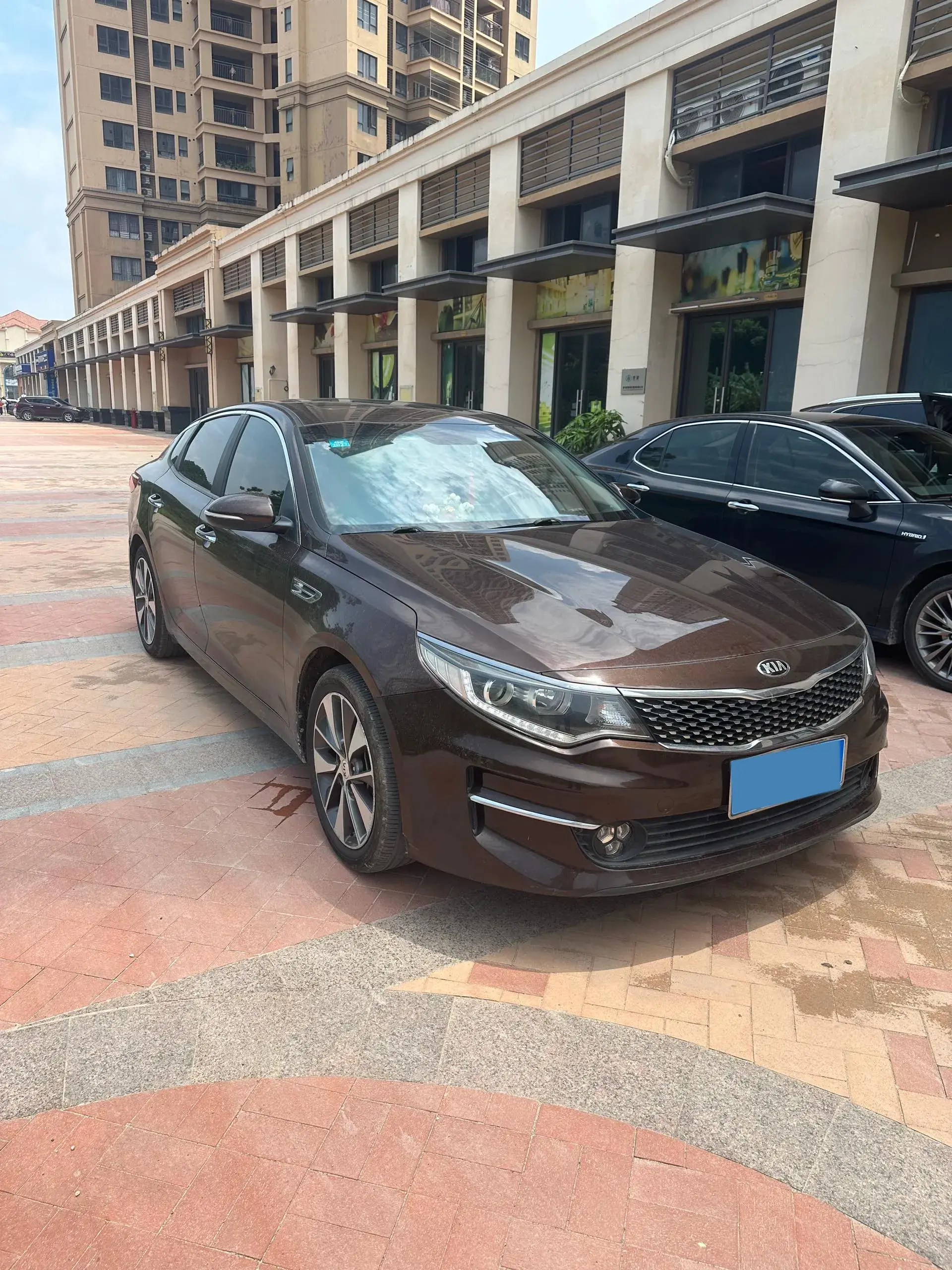 2016 KIA K5 thumbnail 3