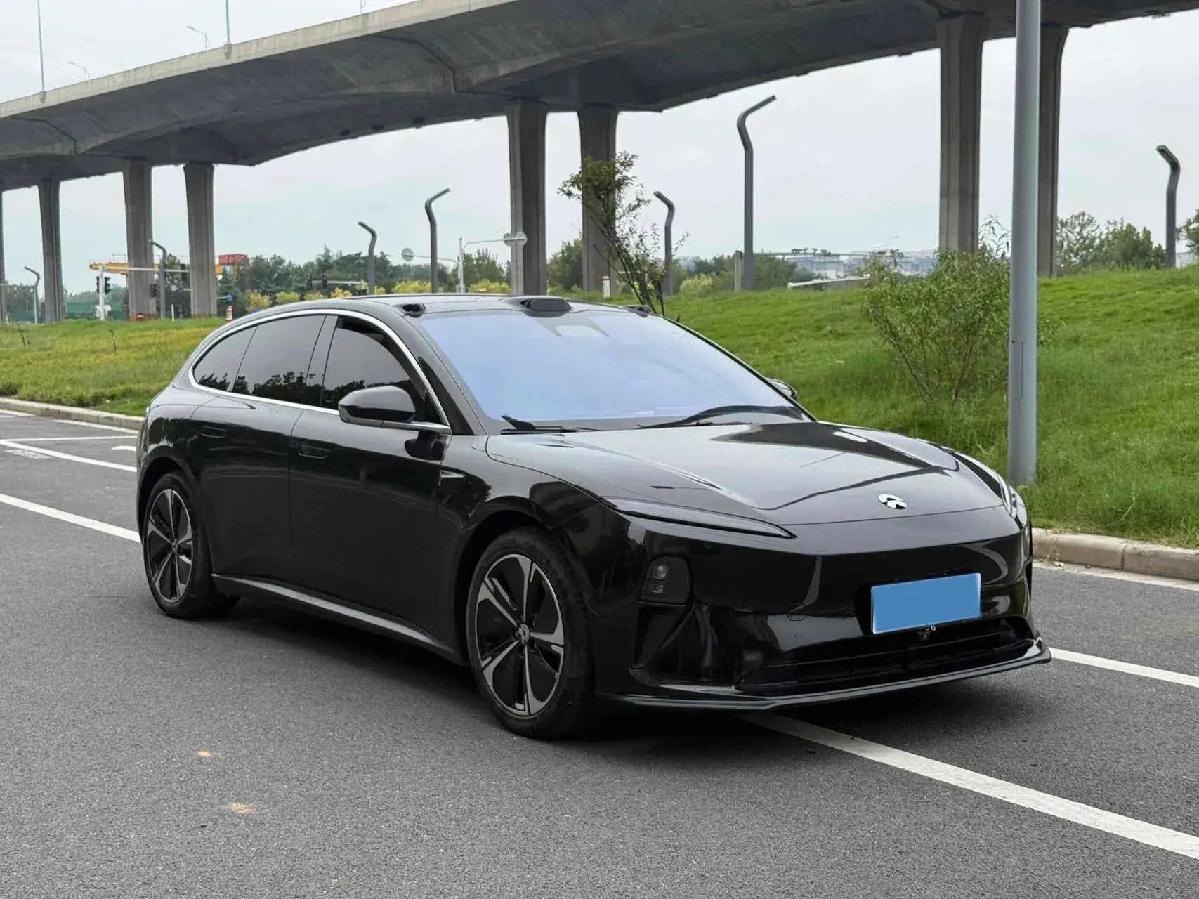 2024 NIO ET5T thumbnail 3