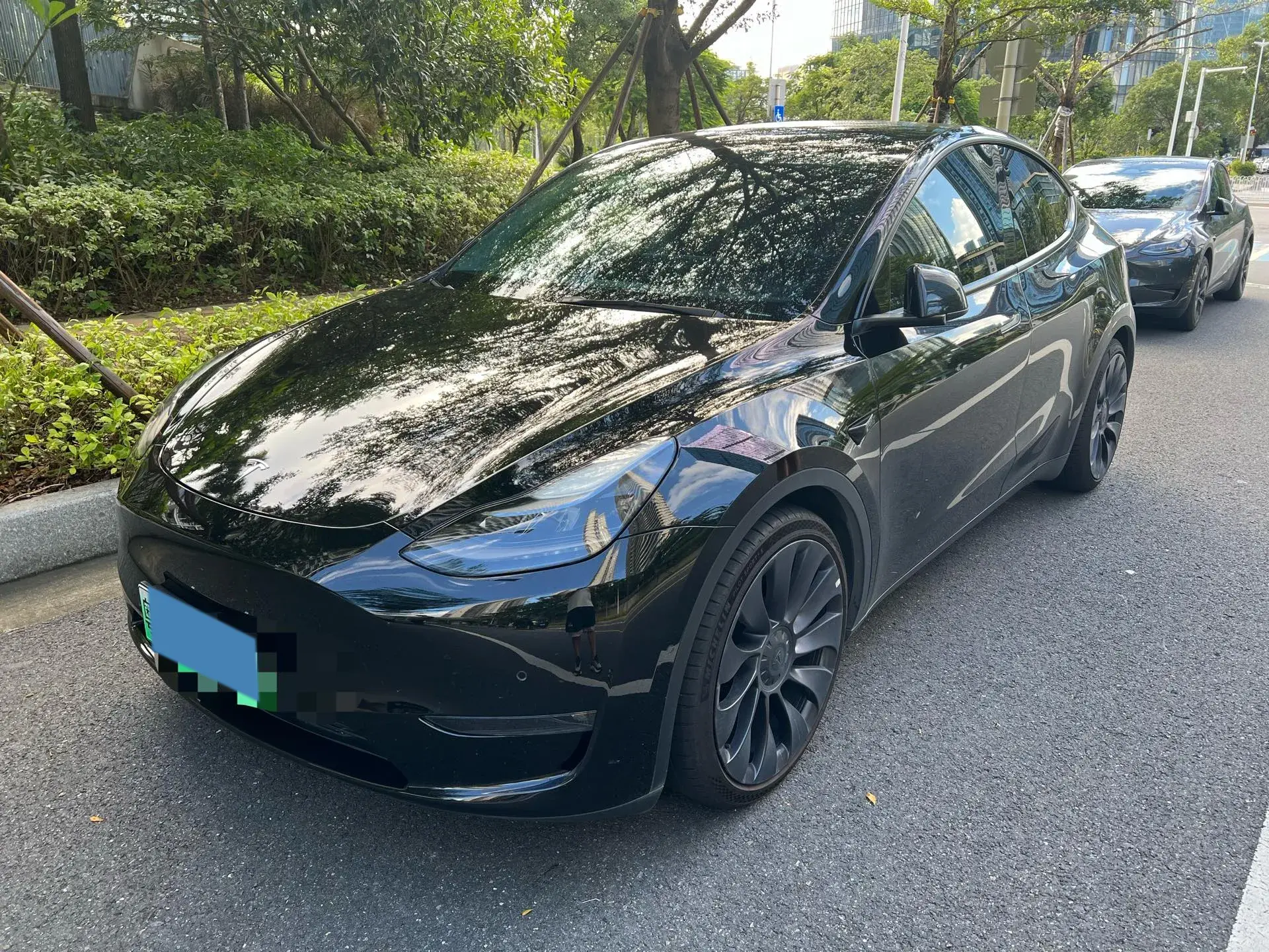 2022 TESLA MODEL view 1