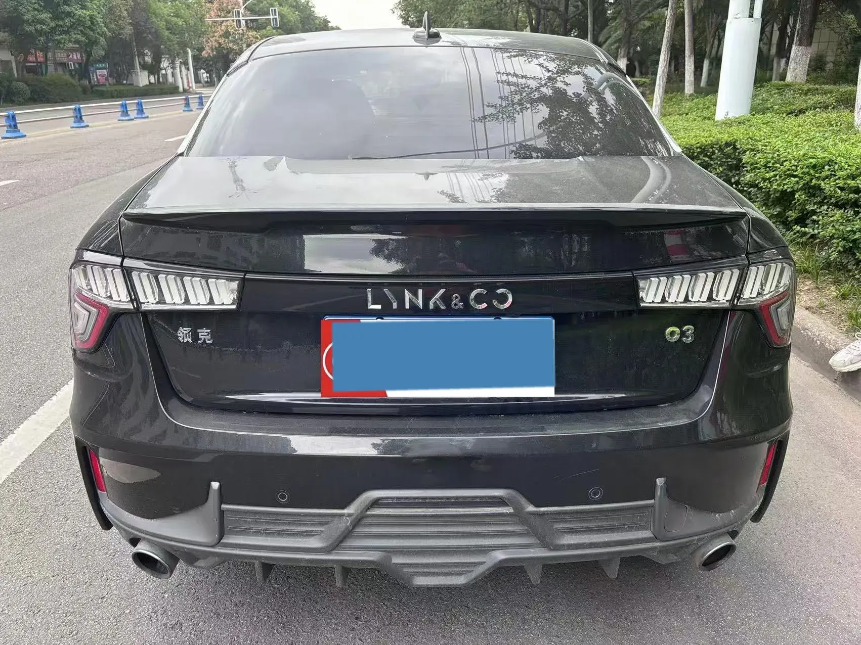 2019 LYNK&CO 03 thumbnail 3