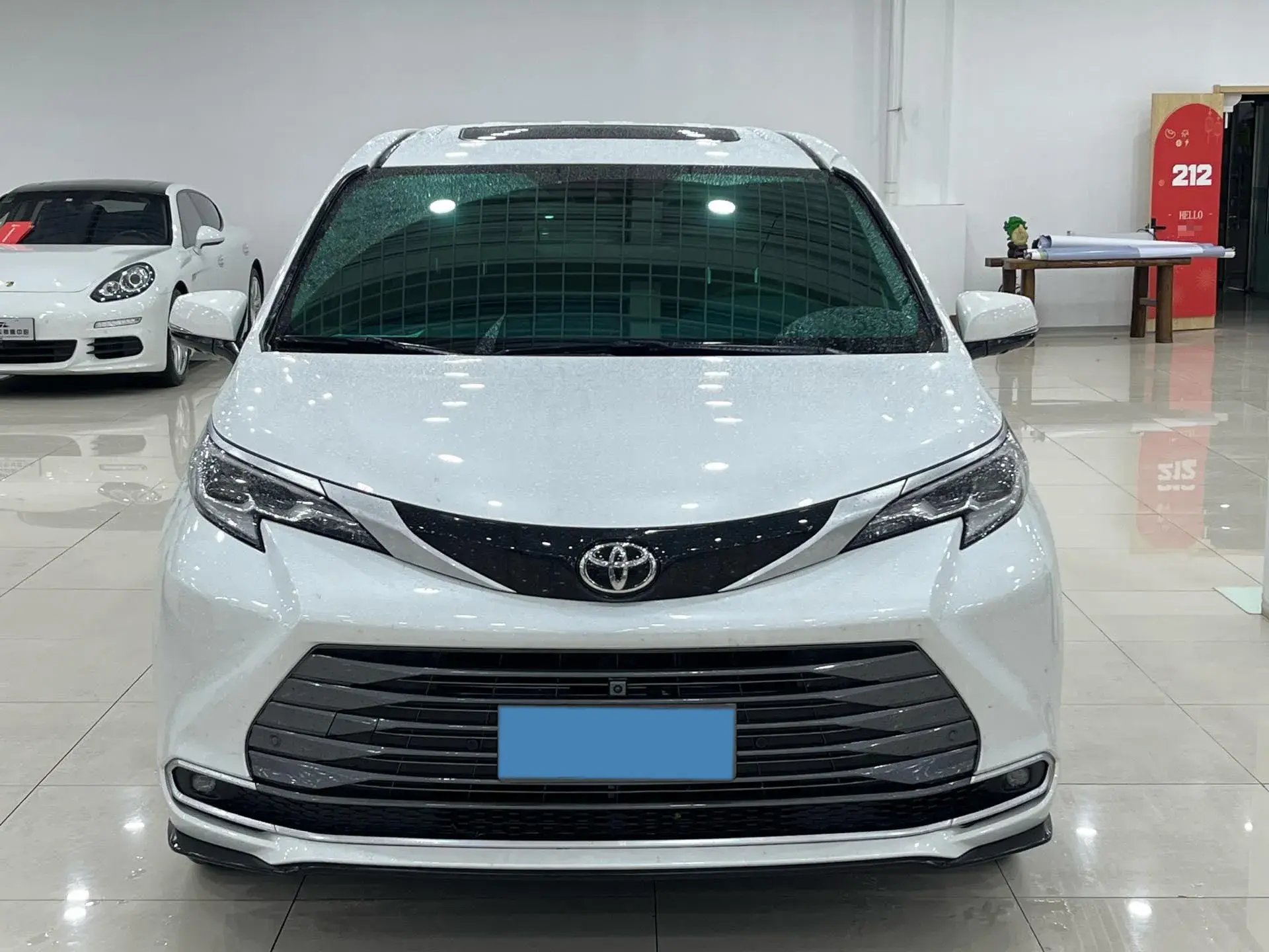 2024 TOYOTA SIENNA thumbnail 2