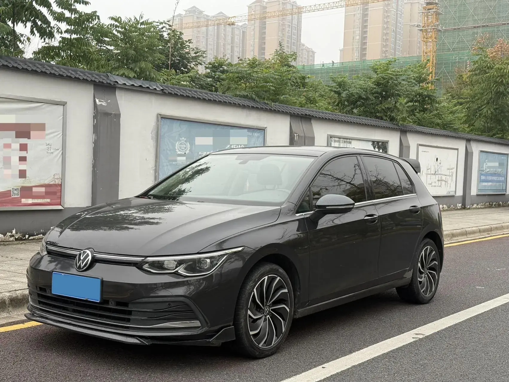 2021 VOLKSWAGEN GOLF view 1