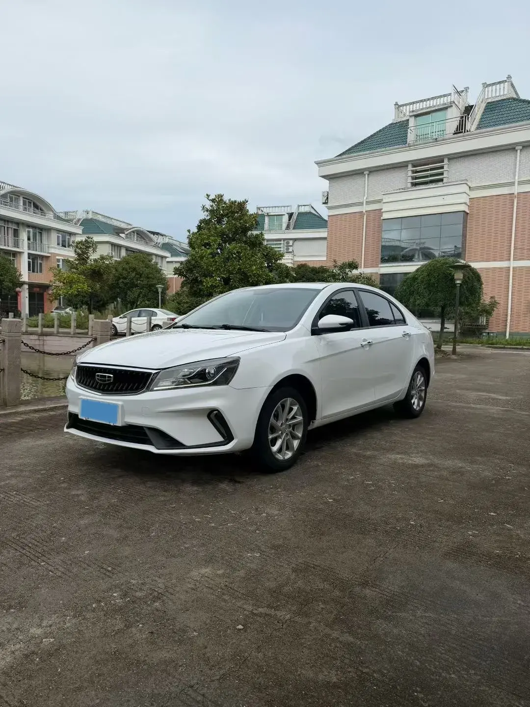 2021 GEELY EMGRAND view 1