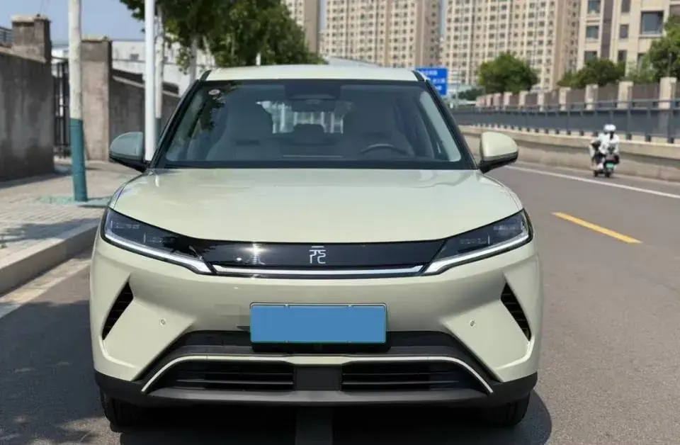 2024 BYD YUANUP thumbnail 2