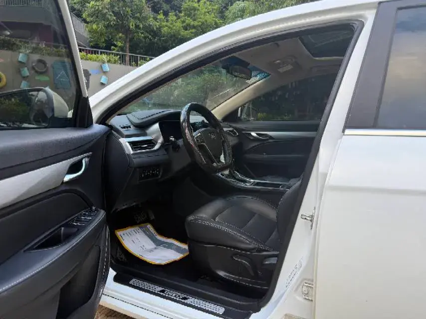 2018 GEELY EMGRAND thumbnail 4