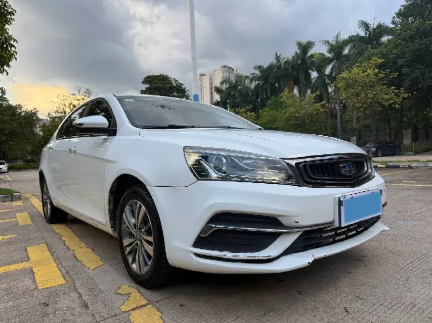 2018 GEELY EMGRAND thumbnail 3