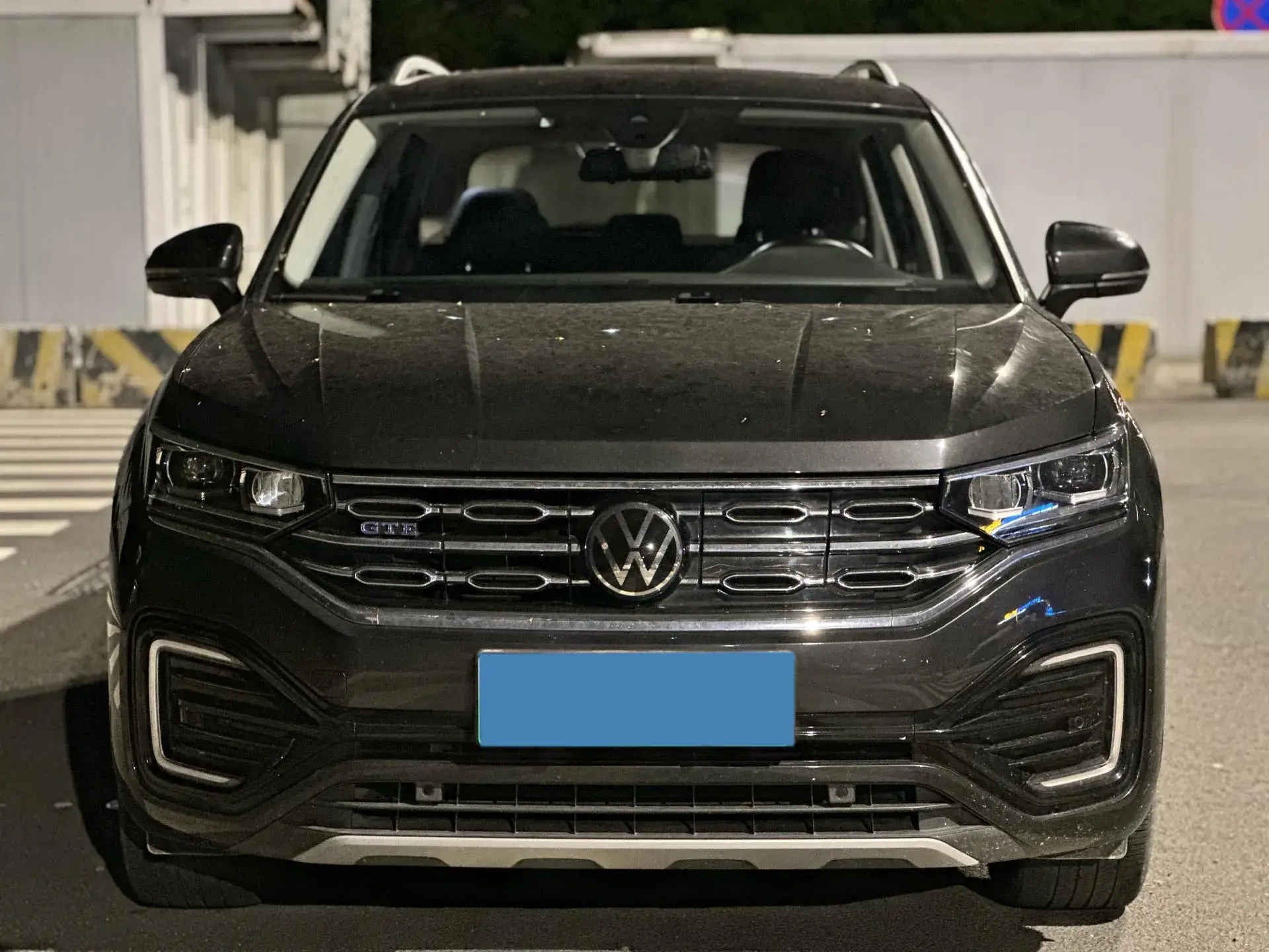 2020 VOLKSWAGEN TAYRON thumbnail 2