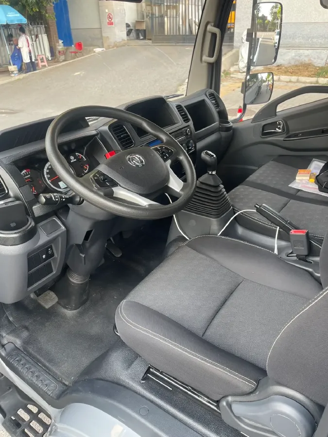 2023 Isuzu YiFang 6MT,autocango,china used car exporter,china ev exporter,chinese used car exporter,chinese used ev exporter