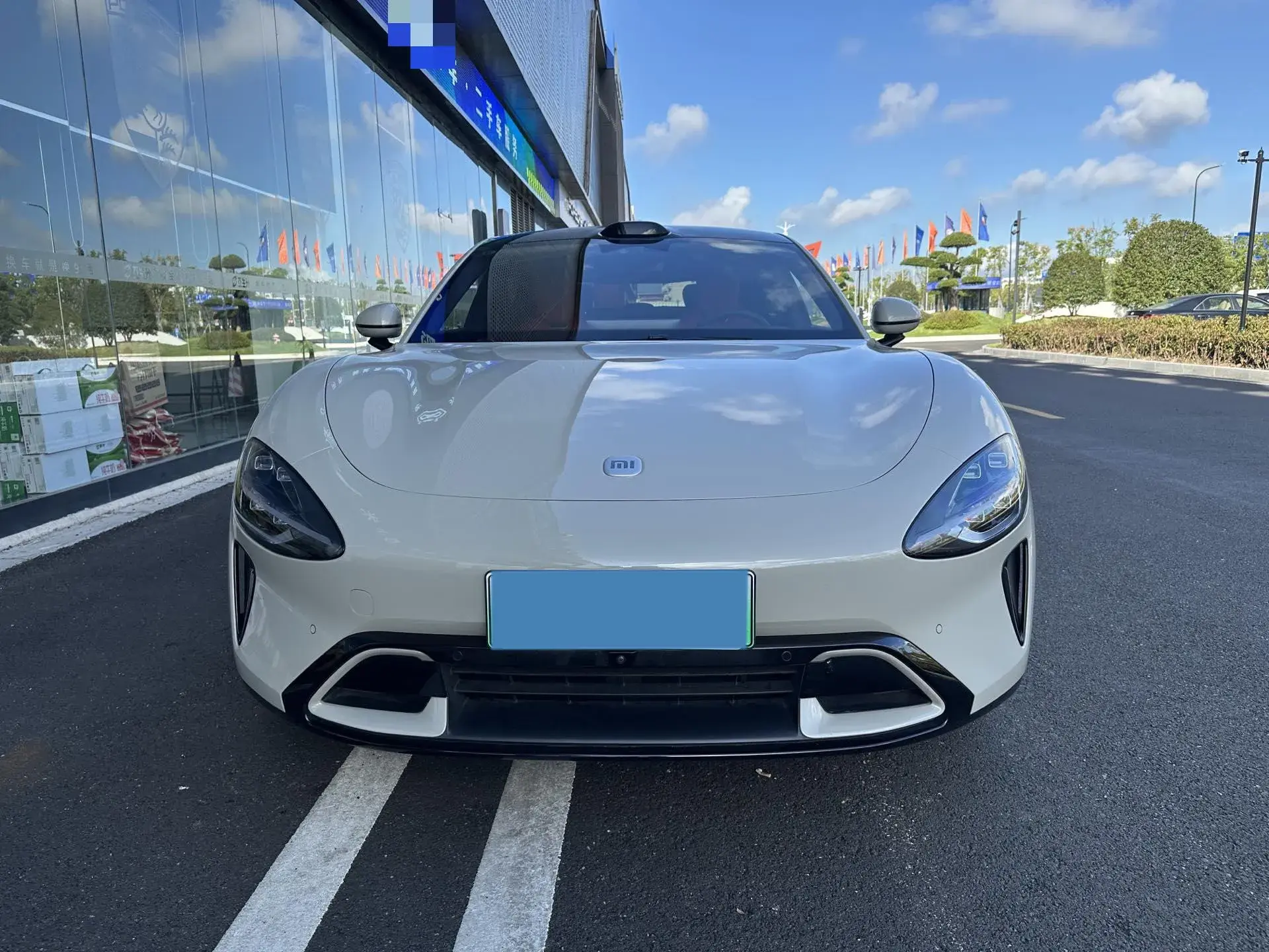 2024 MI SU7 thumbnail 2