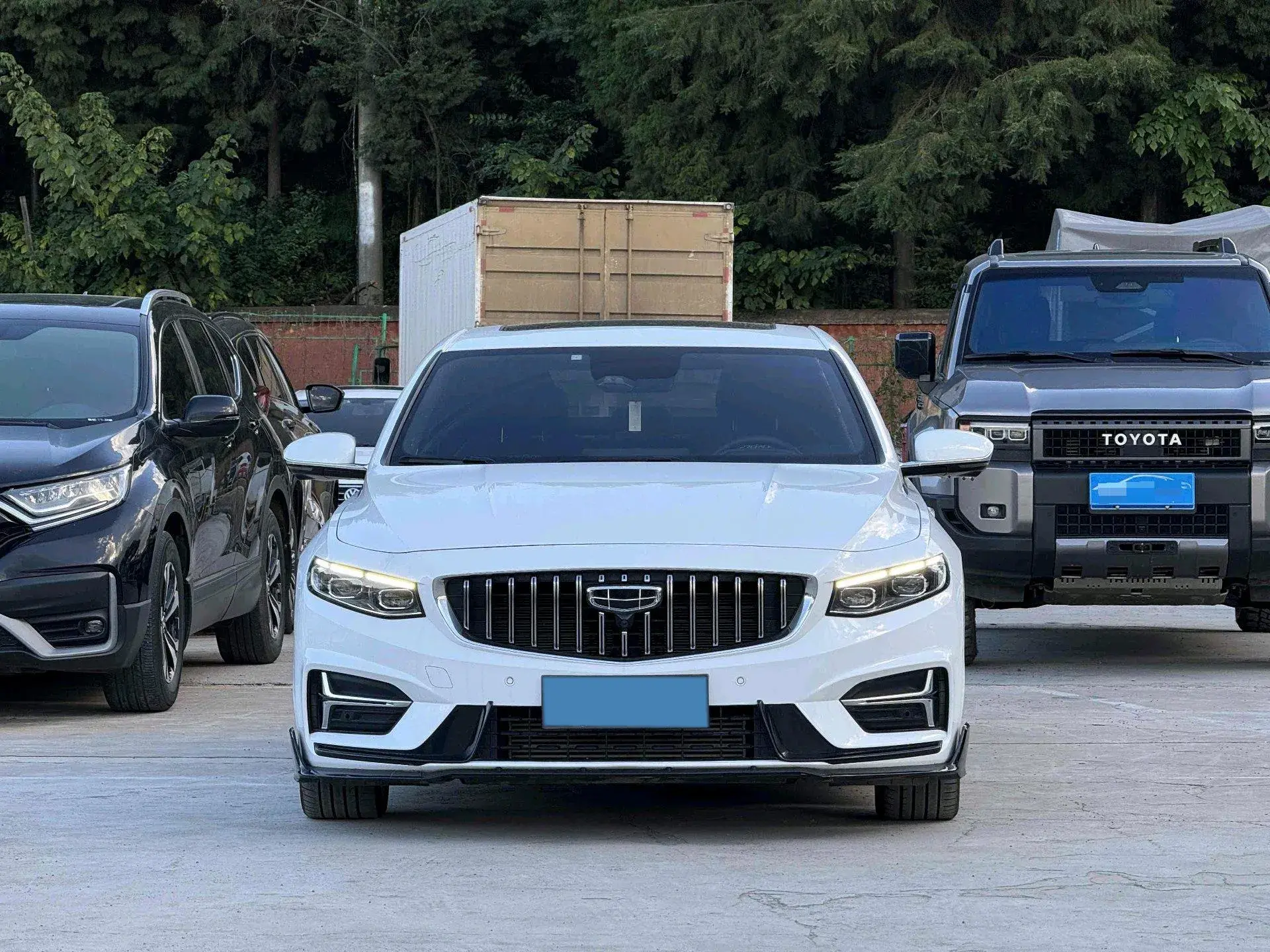 2023 GEELY PREFACE thumbnail 2