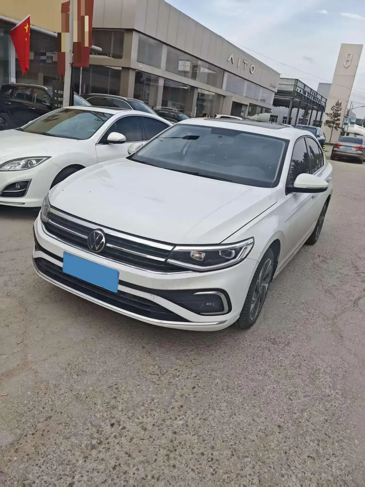 2023 VOLKSWAGEN BORA view 1