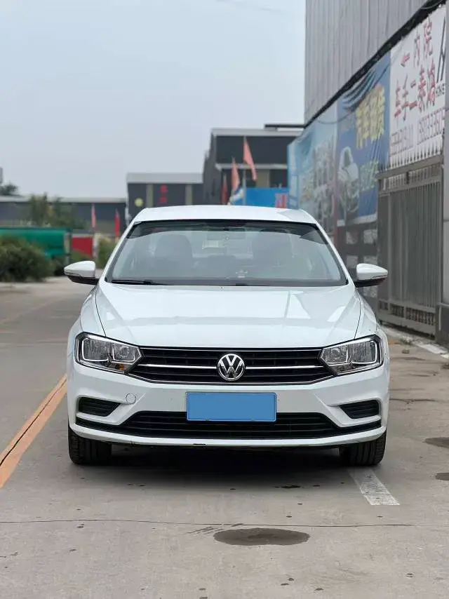 2019 VOLKSWAGEN BORA thumbnail 2