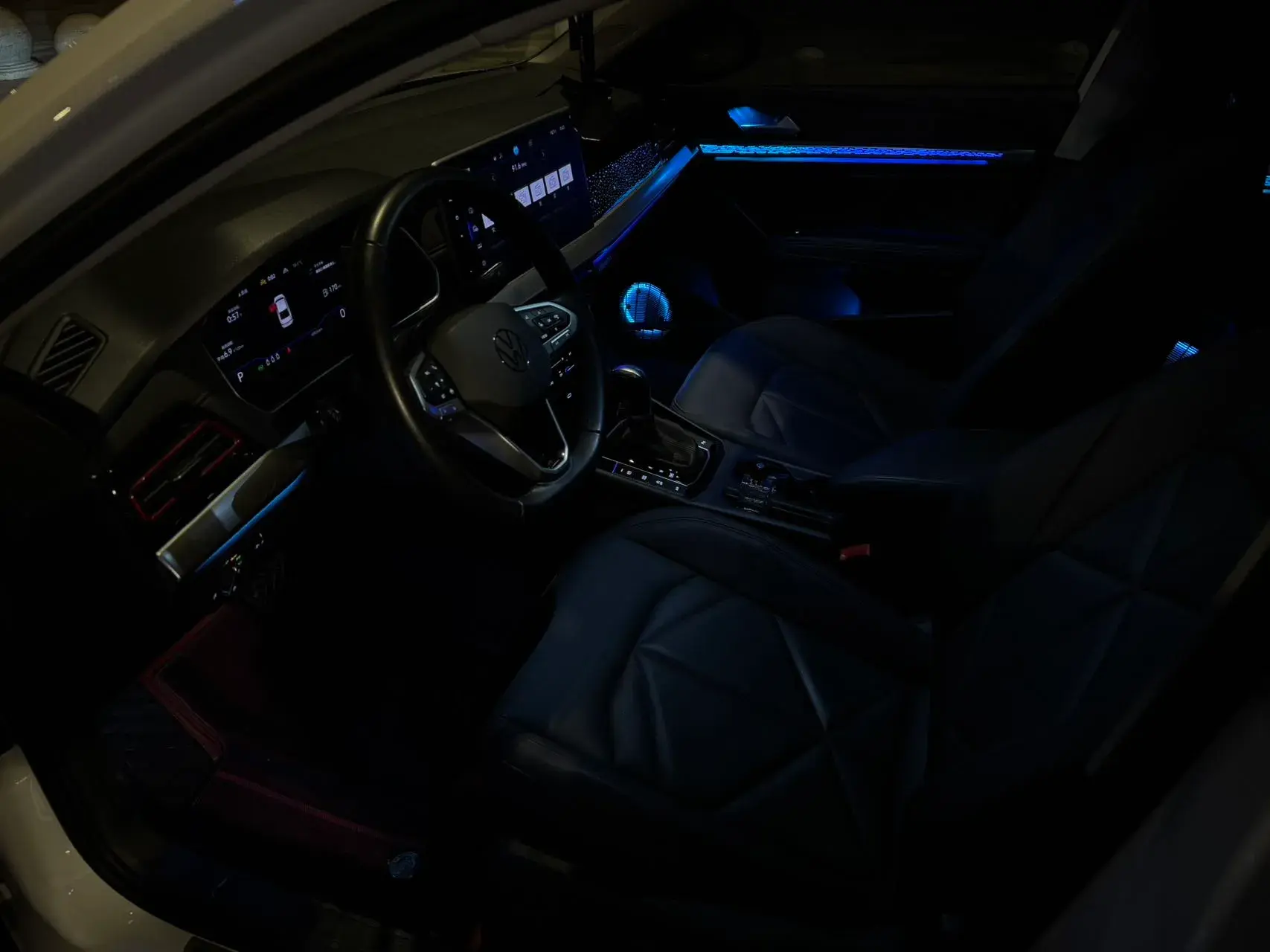 2023 VOLKSWAGEN LAVIDA thumbnail 3