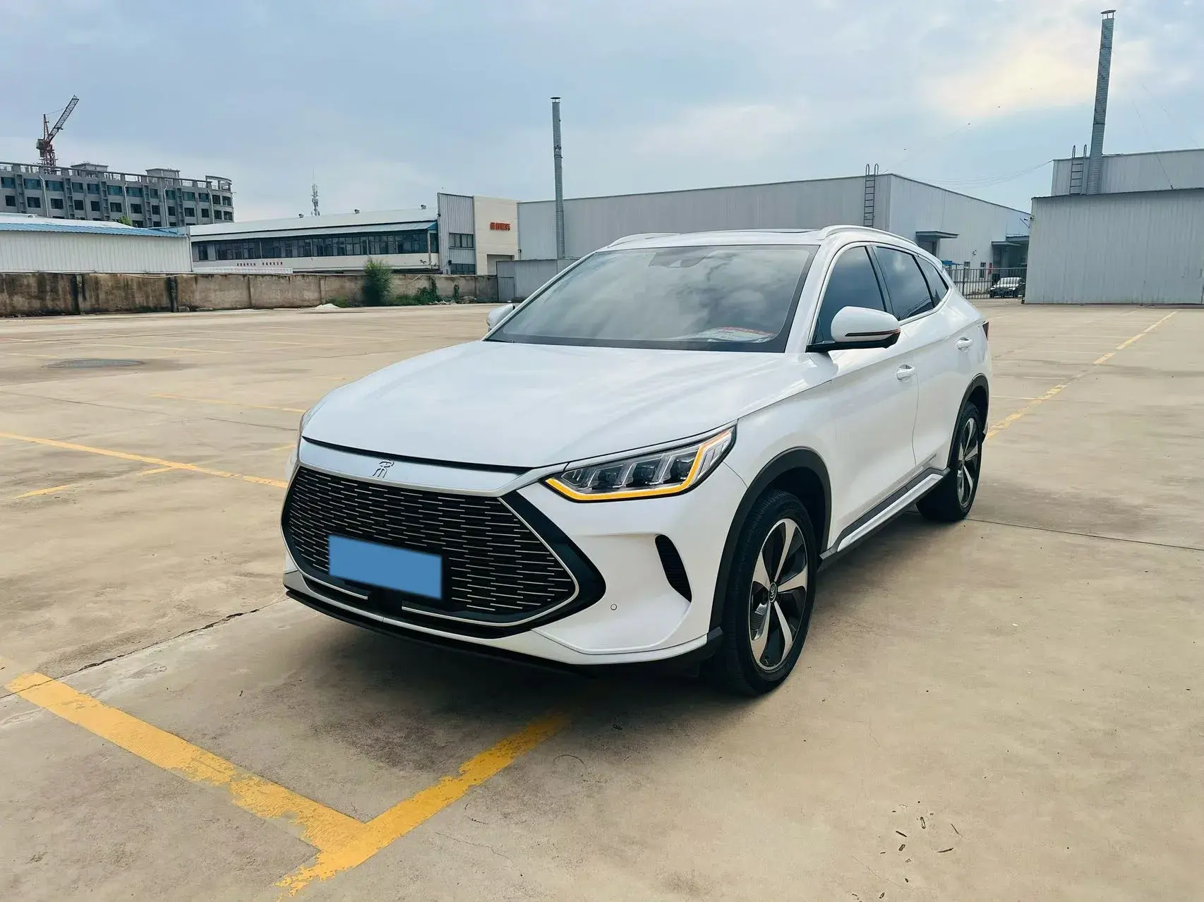 2021 BYD SONG view 1