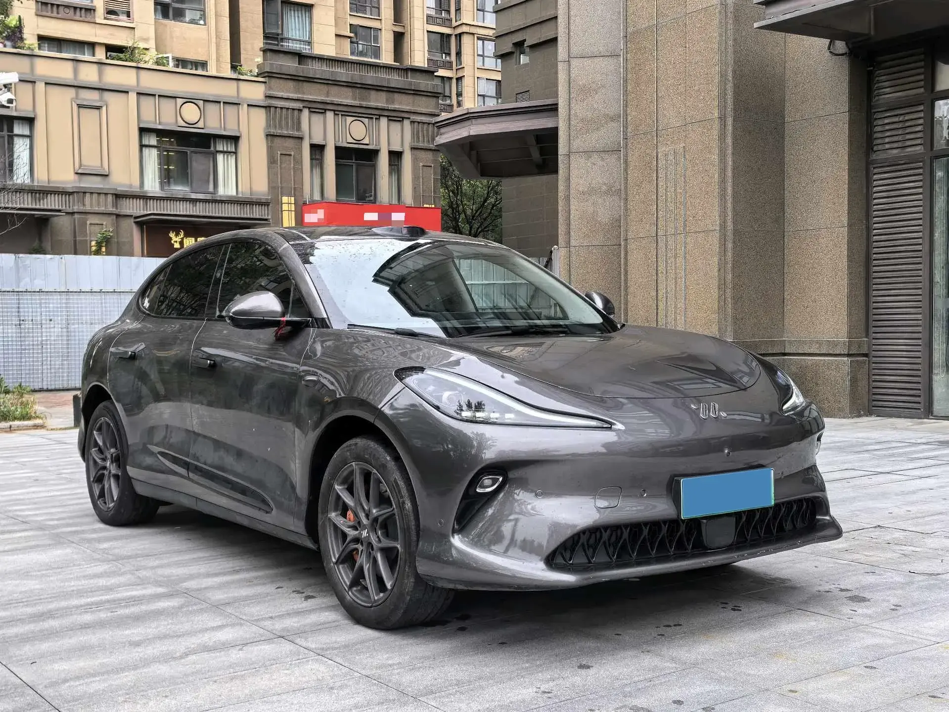 2025 IM LS6 thumbnail 3