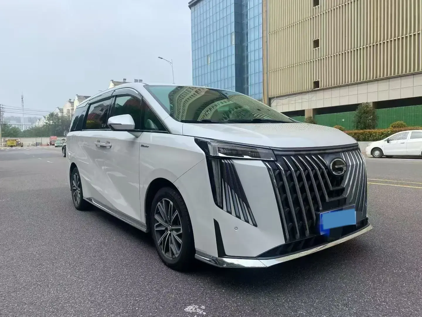 2023 GAC TRUMPCHI thumbnail 3