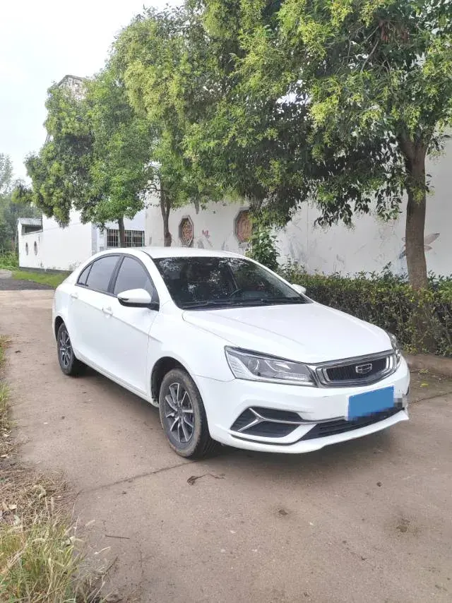 2019 GEELY EMGRAND thumbnail 3
