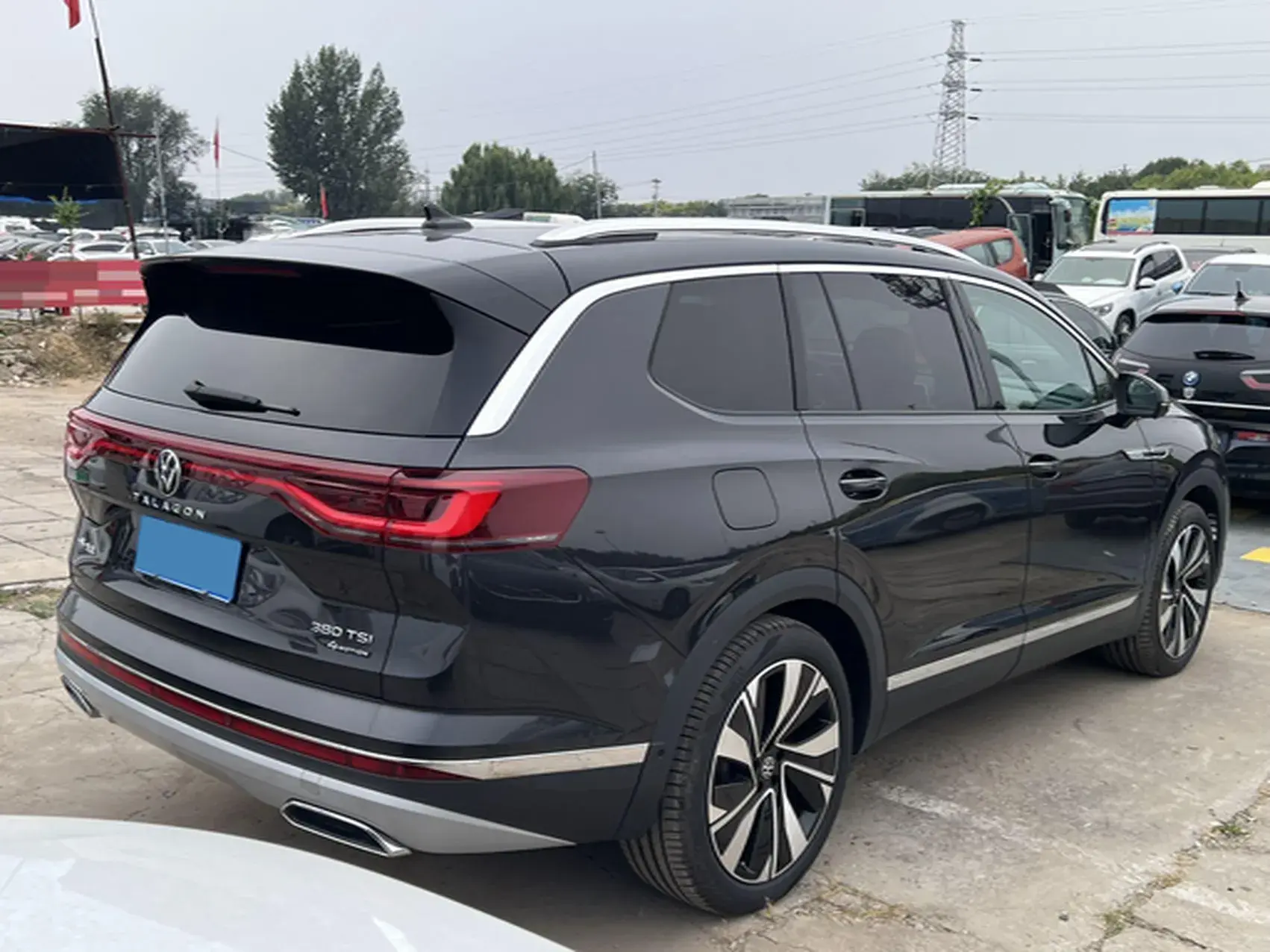 2021 VOLKSWAGEN TALAGON thumbnail 4