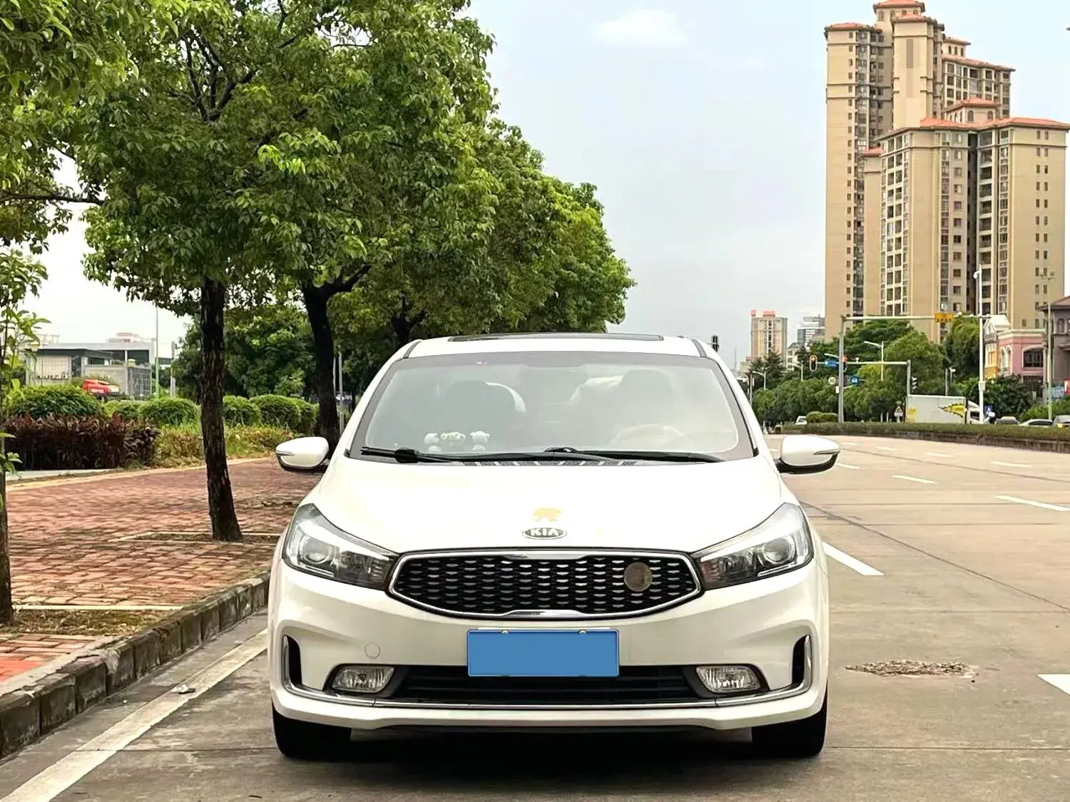 2017 KIA K3 thumbnail 2