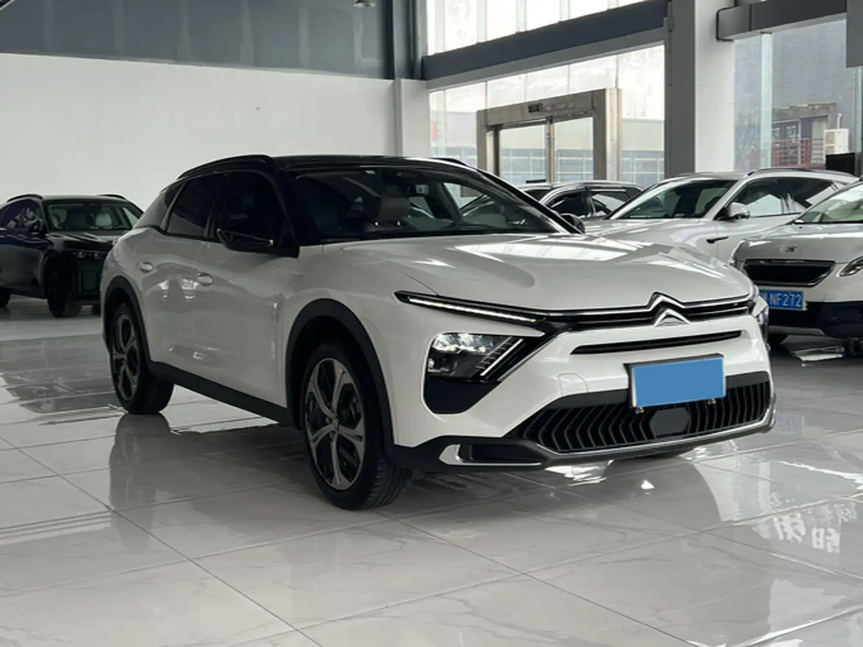 2022 CITROEN C5 thumbnail 3