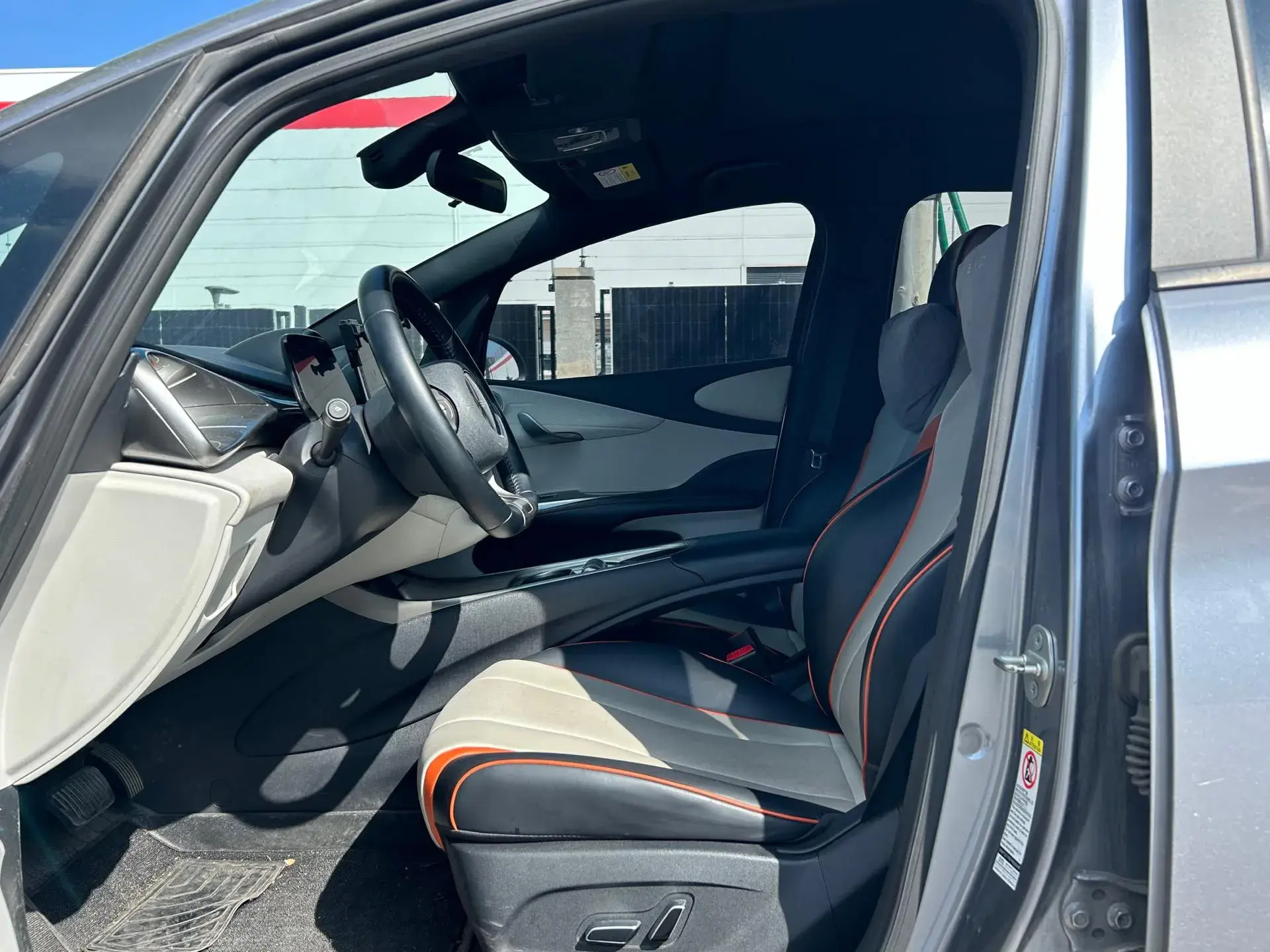 2021 BYD DOLPHIN thumbnail 3