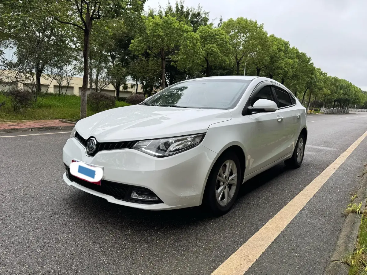 2016 MG GT 1.5T 129HP L4 6AT