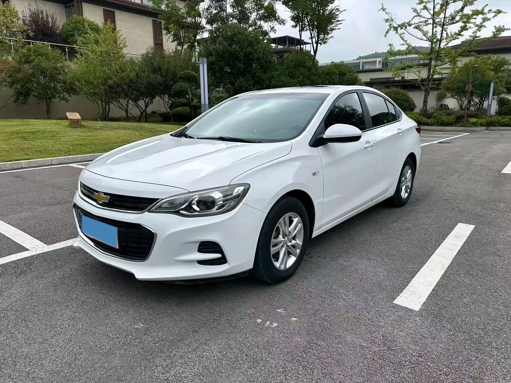 2019 CHEVROLET CAVALIER view 1
