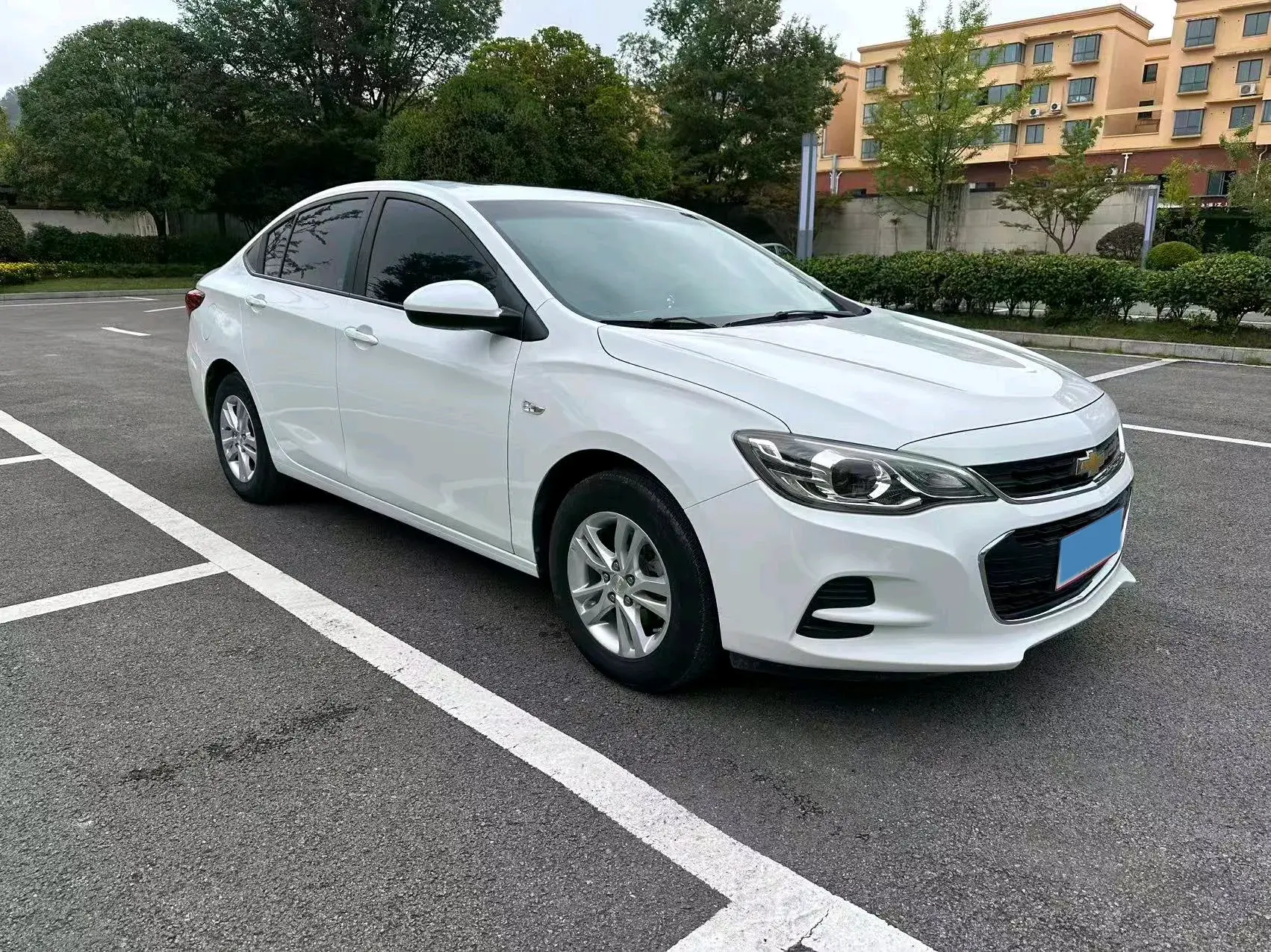 2019 CHEVROLET CAVALIER thumbnail 2