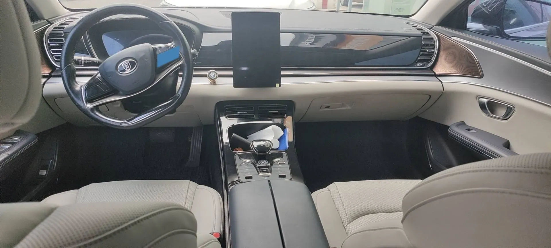 2021 BYD e9 BEV 64.8KWH,autocango,china used car exporter,china ev exporter,chinese used car exporter,chinese used ev exporter