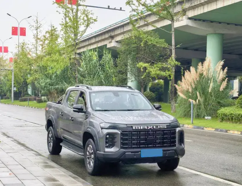 2023 MAXUS INTERSTELLAR thumbnail 3