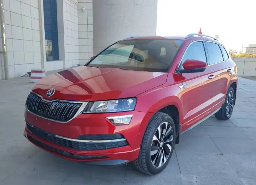 2022 SKODA KAROQ view 1