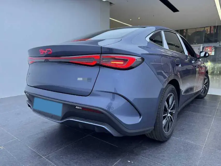 2024 BYD SEAL thumbnail 2