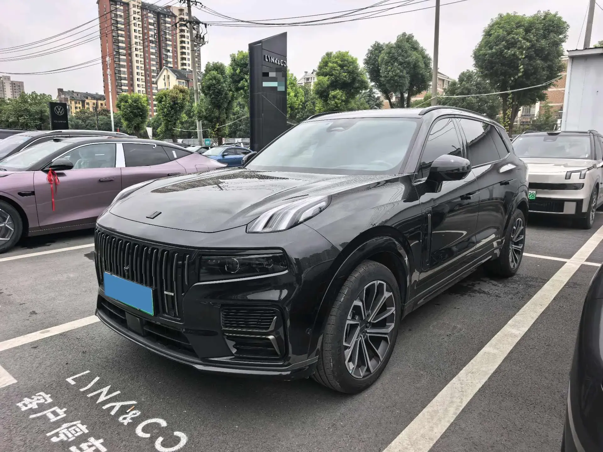 2024 LYNK&CO 09 view 1