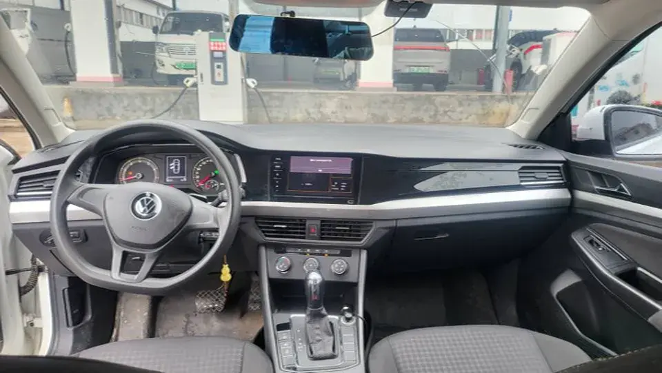 2020 VOLKSWAGEN BORA thumbnail 4