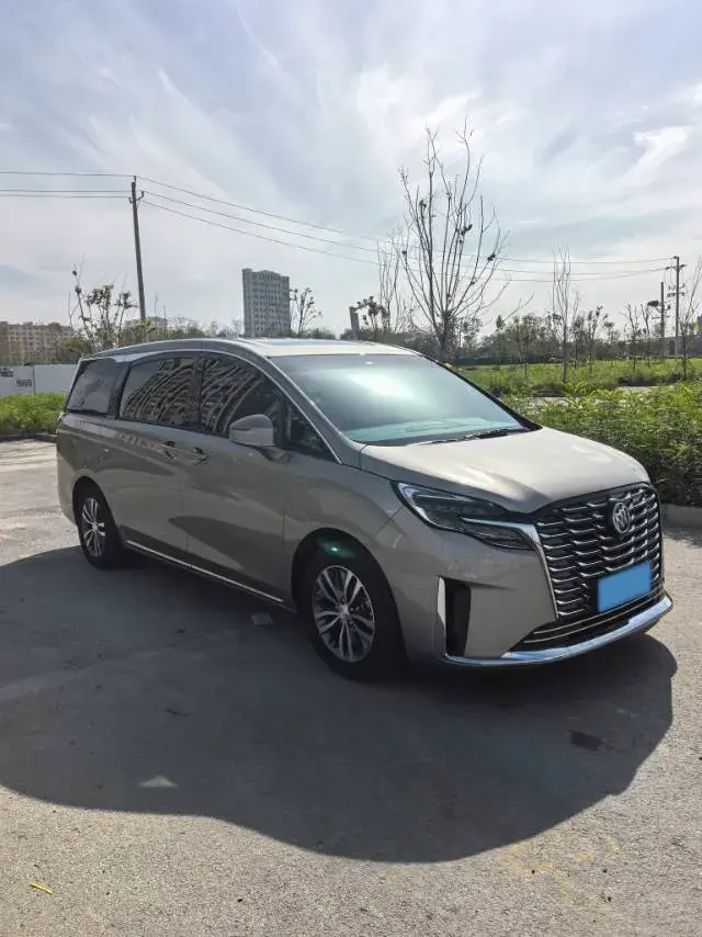 2023 BUICK GL8 thumbnail 3