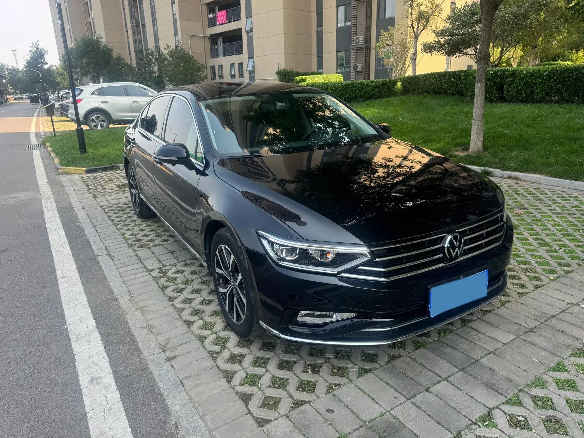 2020 VOLKSWAGEN MAGOTAN thumbnail 3