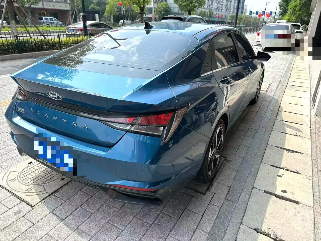 2021 HYUNDAI ELANTRA thumbnail 4