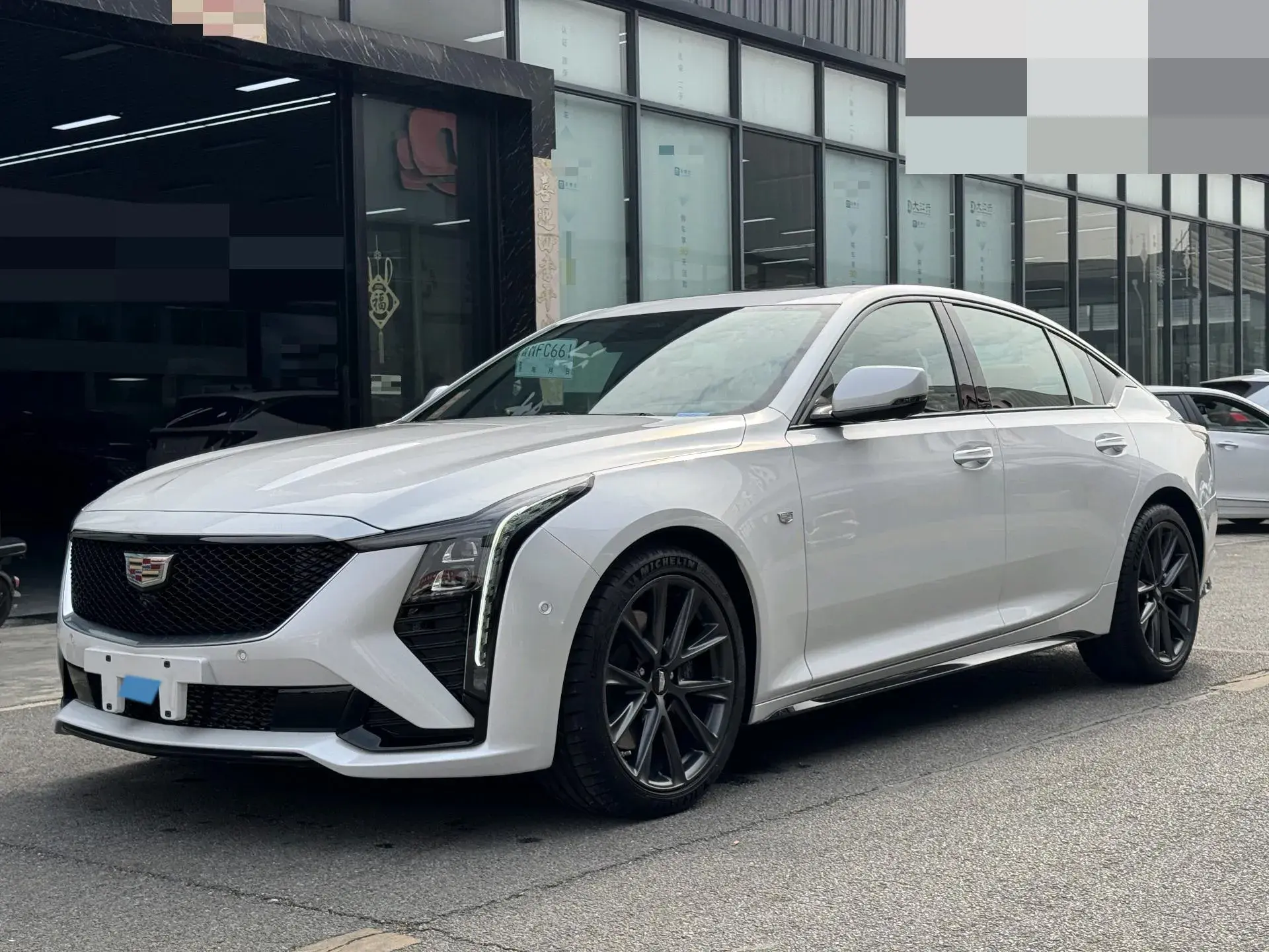 2024 CADILLAC CT5 view 1