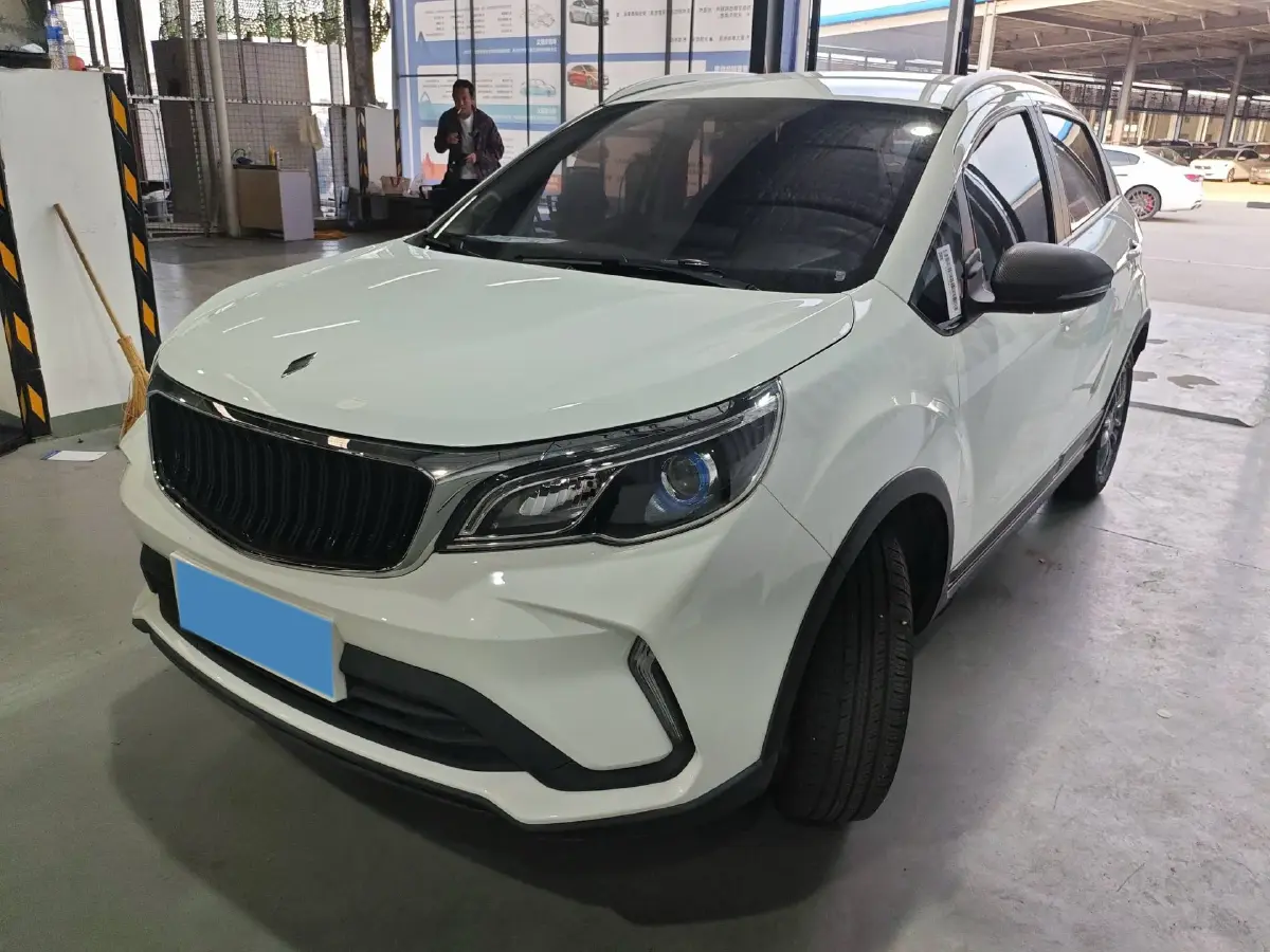 2022 Livan X3 PRO 1.5L 113HP L4 5MT