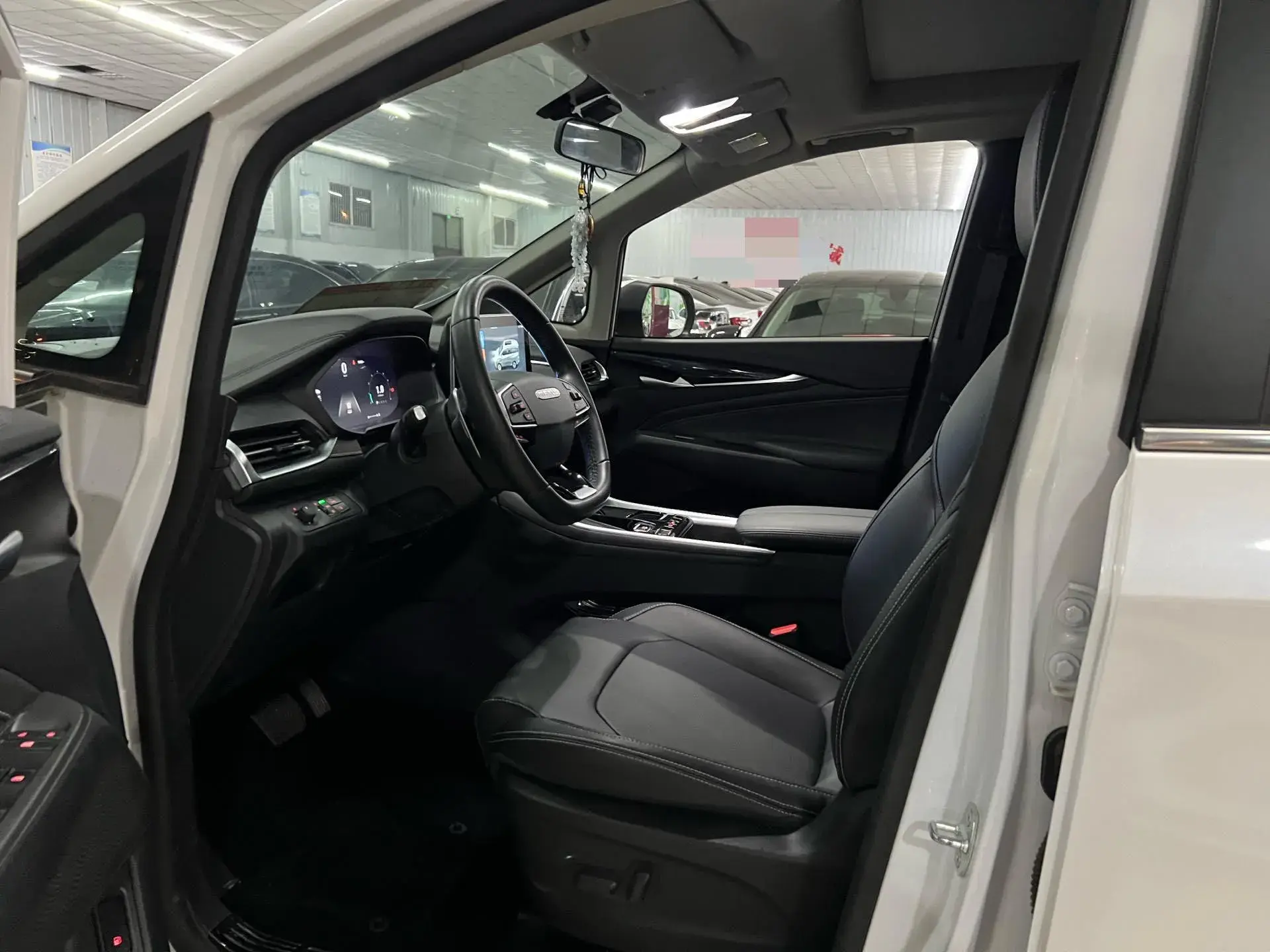 2021 MAXUS G50 thumbnail 4