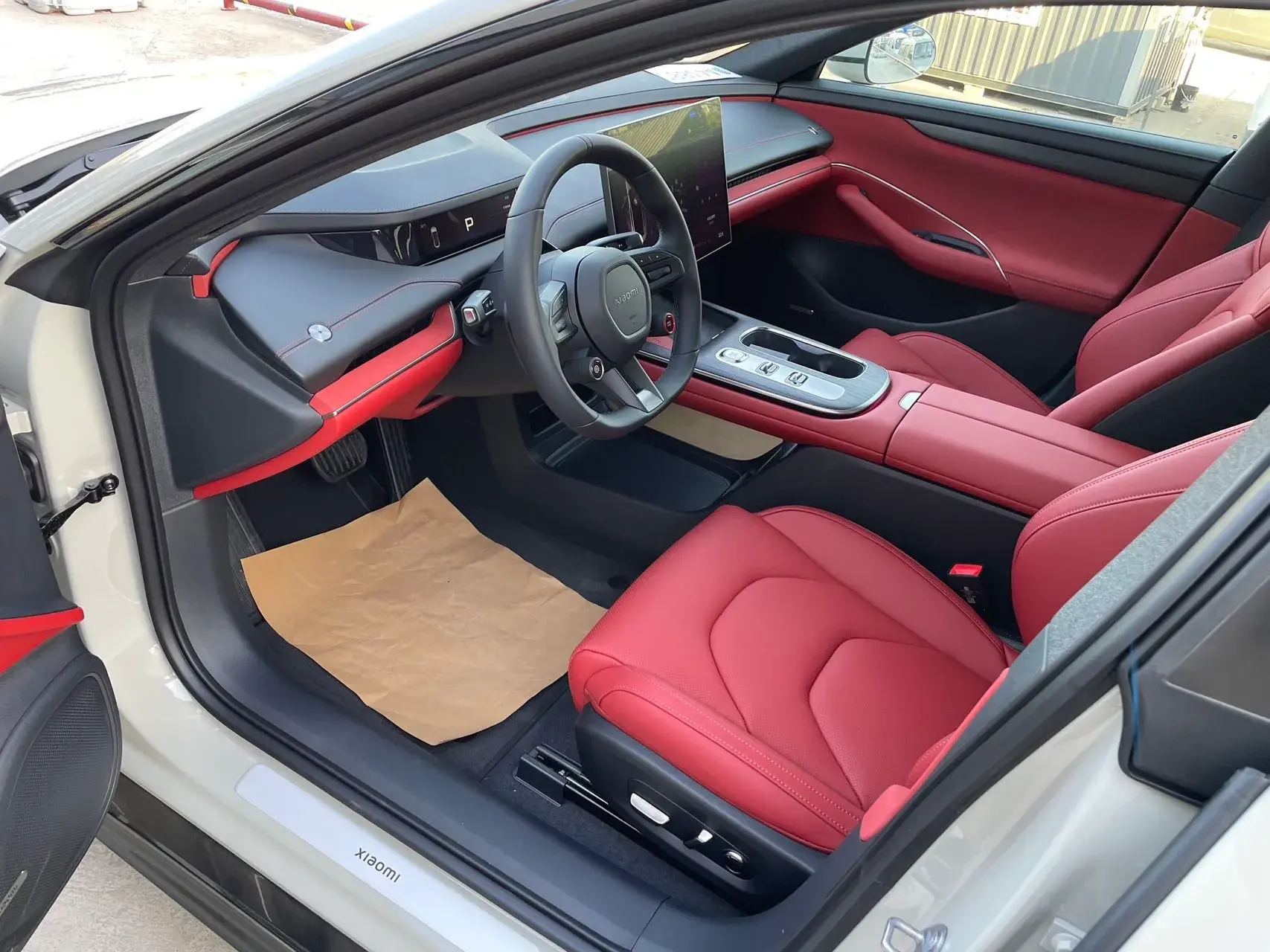 2024 MI SU7 thumbnail 4